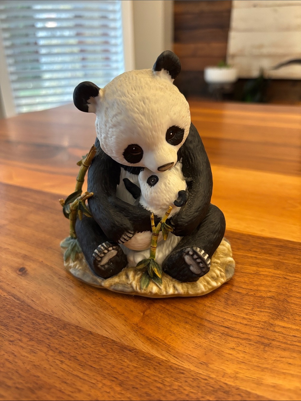 Homco 1988 Vintage Masterpiece Porcelain Pandas Bamboo Statue